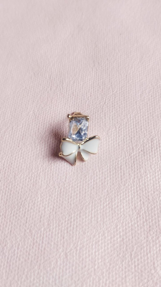 Elegant Bow Crystal Stud Earrings